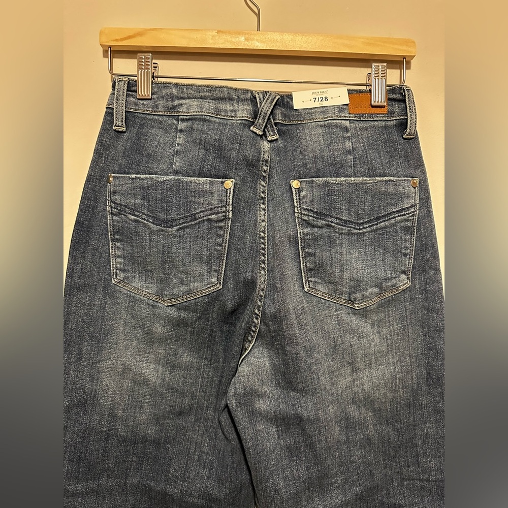 NWT Judy Blue High Waist Wide Leg Crop Jeans Dark Blue Size 7/28 - Picture 8 of 14